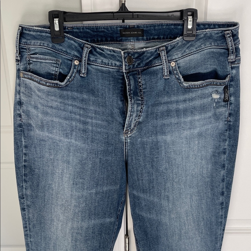 Silver Jeans Avery slim Women's Jeans, size 18